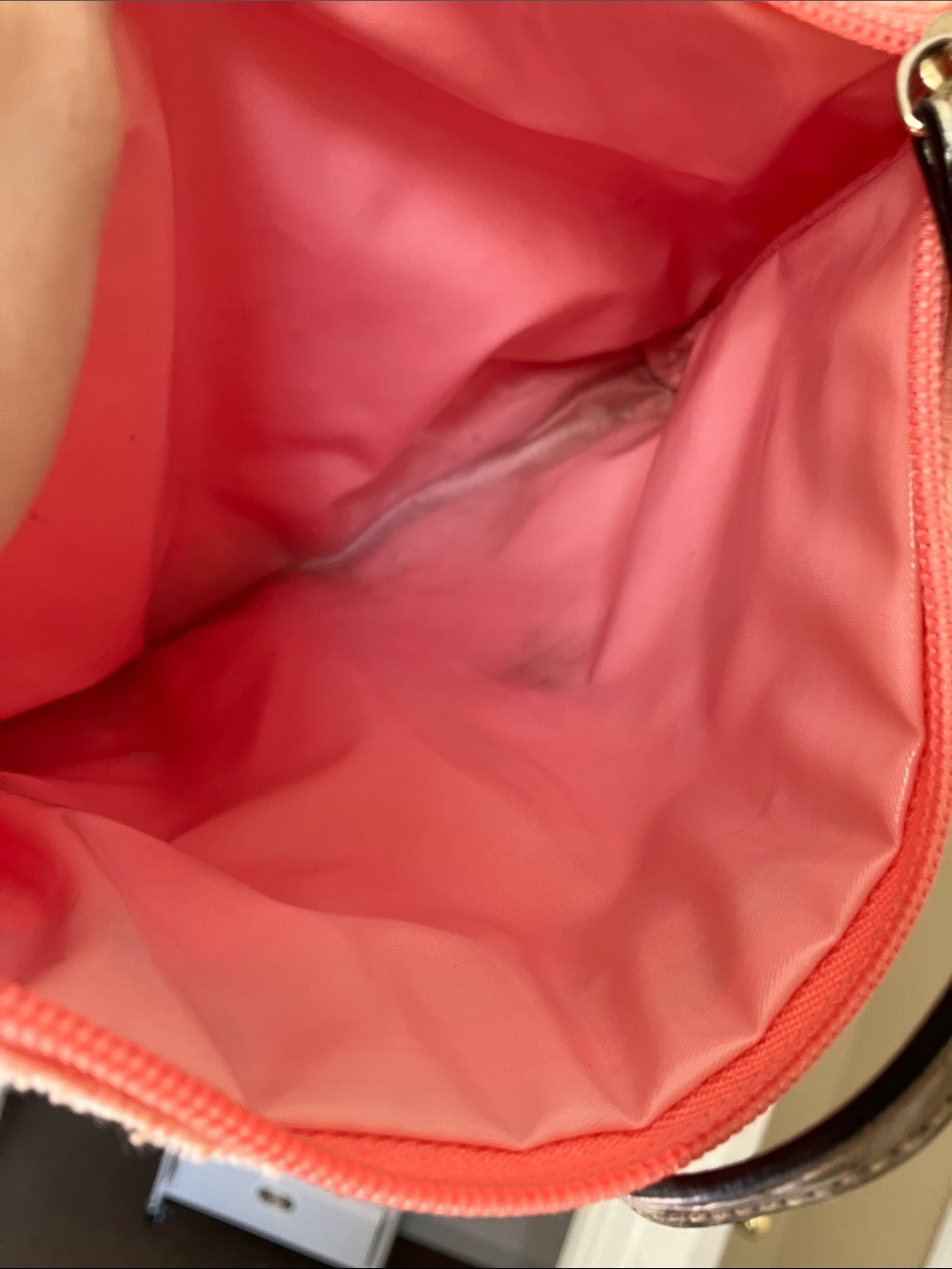 (QUITE A BIT OF WEAR LOOK AT DESCRIPTION) Victoria secret makeup bag - Picture 10 of 13